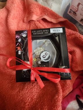 Disney The Nightmare Before Christmas Jewelry Tray Gift Set - Black & Red NWT